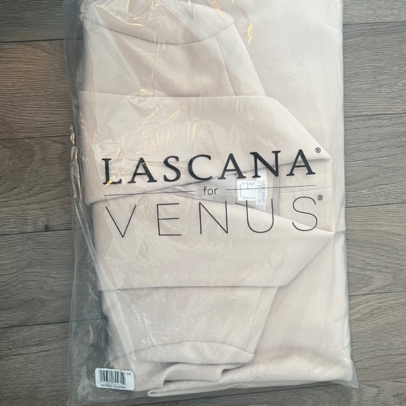 Wrap coat - Picture 6 of 6